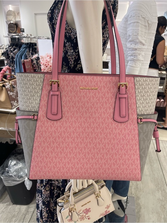 Michael Kors Handbags - Michael Kors Voyager Lg Color-Block Signature Logo EW Shouldr Tote
Carnation
NWT